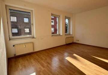 Wohnung Duisburg Duisburg-Mitte - 3 Zimmer, 78 m&sup2;, 452&euro; | Angebot:26956331