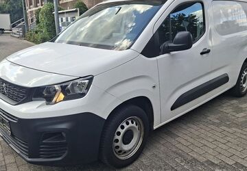 Peugeot Partner 99.000 km 11.900 &euro; Mülheim an der Ruhr 45473