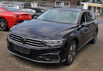 VW Passat Variant 89.000 km 20.900 &euro; Oberhausen 46049